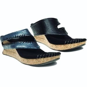 Tita Wedge
